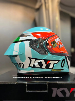 Casco KYT TT-REVO Leopard Prl Tricolore.