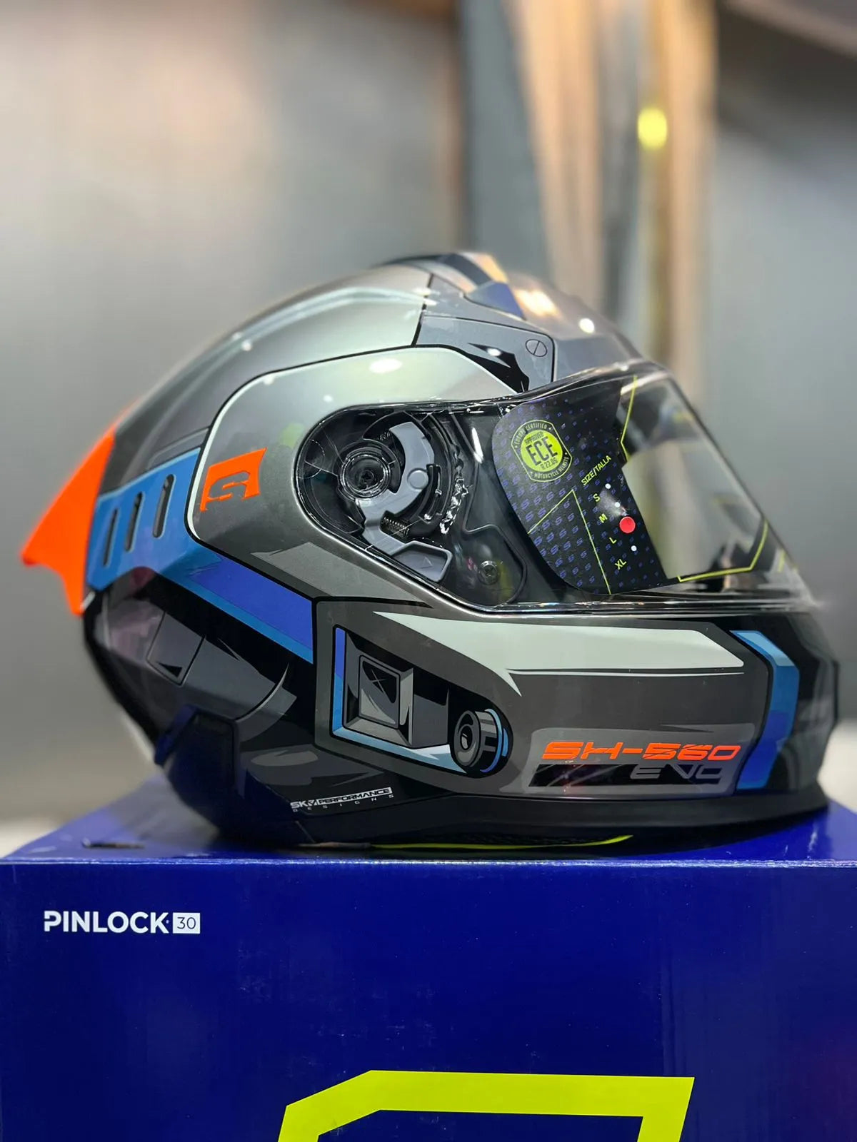 Casco Integral SHAFT 560 EVO Chief Gris Naranja