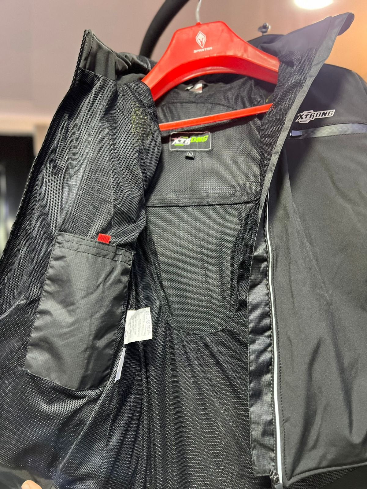 Chaqueta con Protección Xtrong 2700