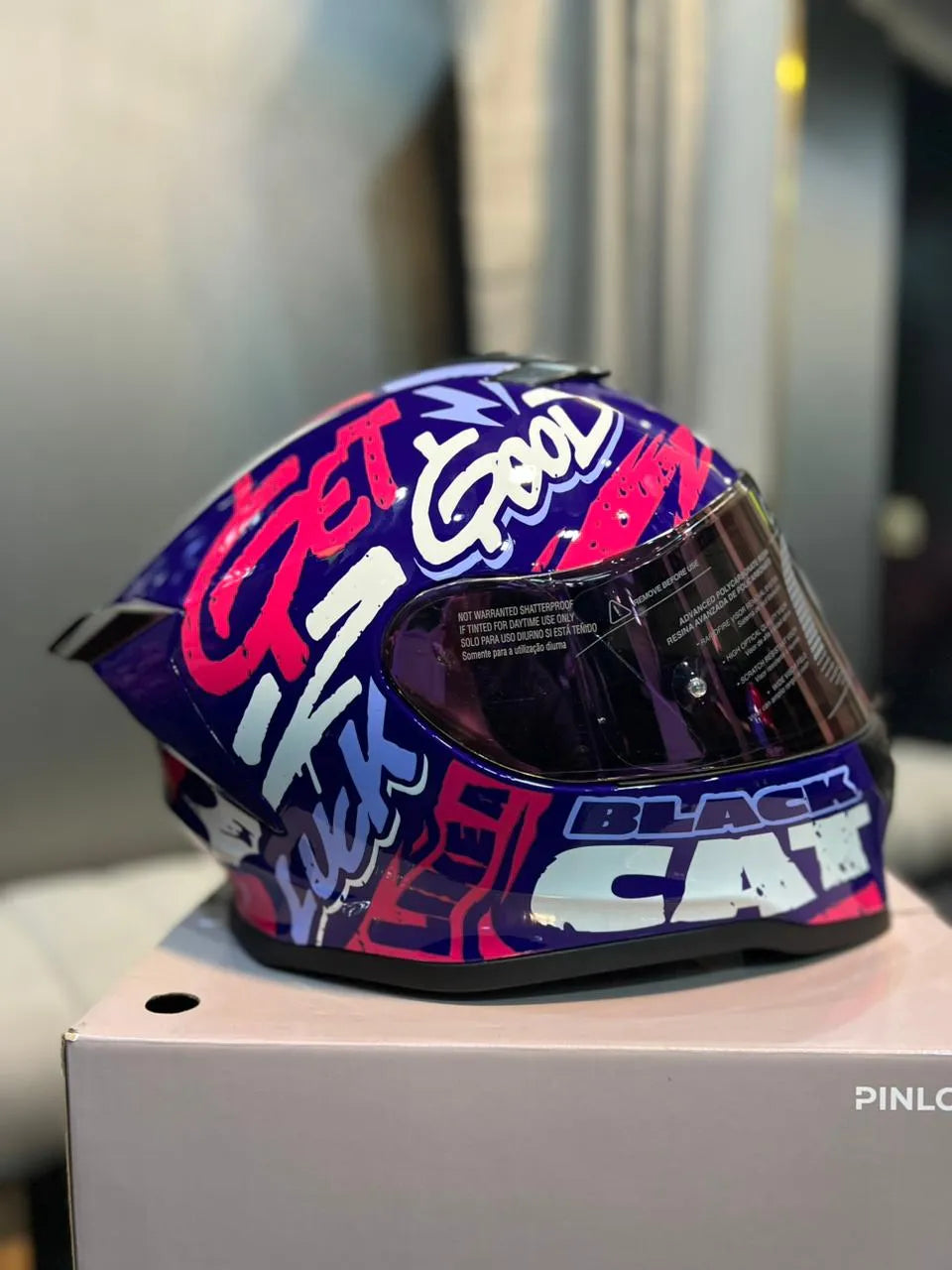 Casco HRO 506SP Black cat Morado Rosado