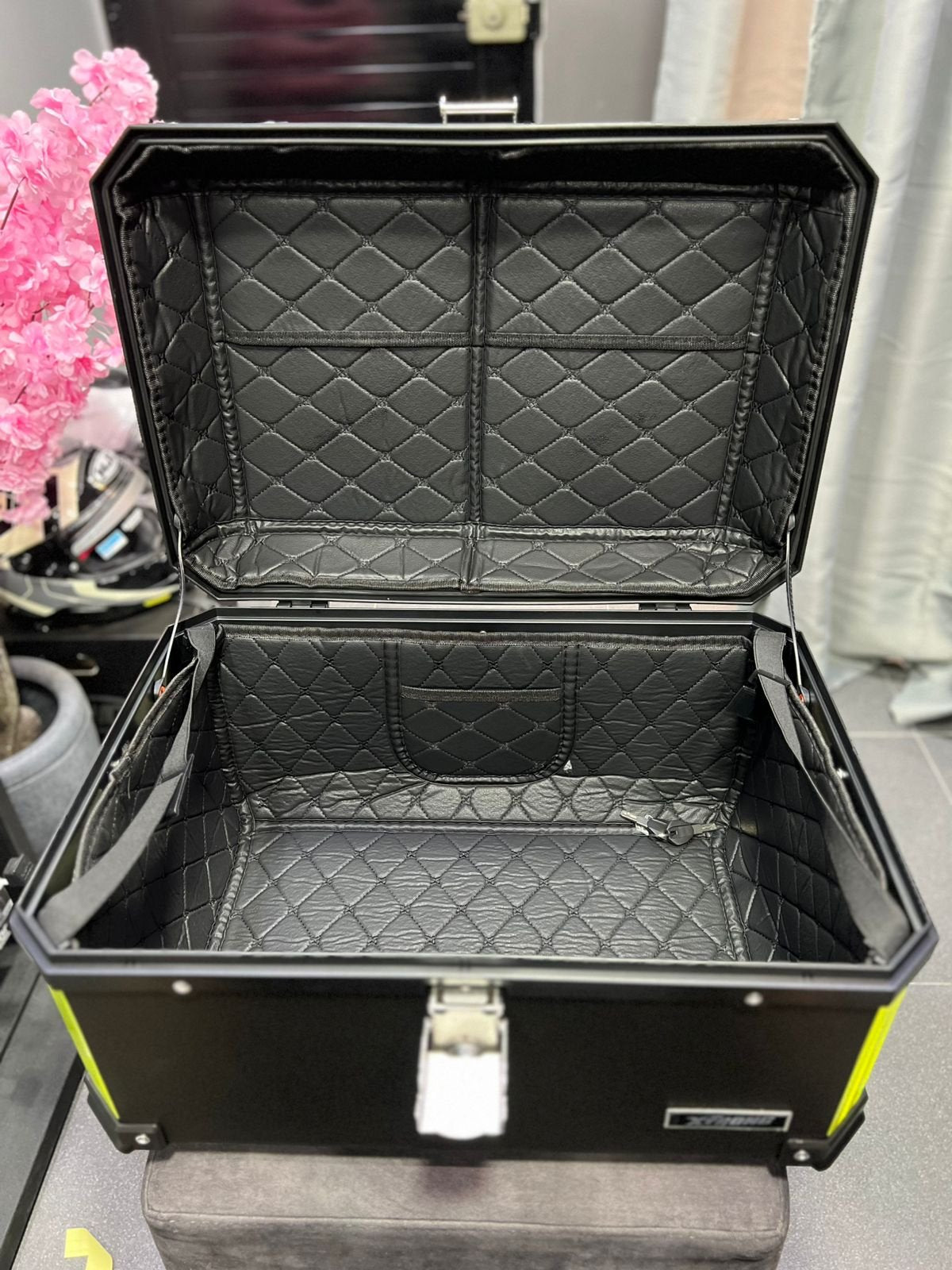 Maletero XTRONG 60 Litros