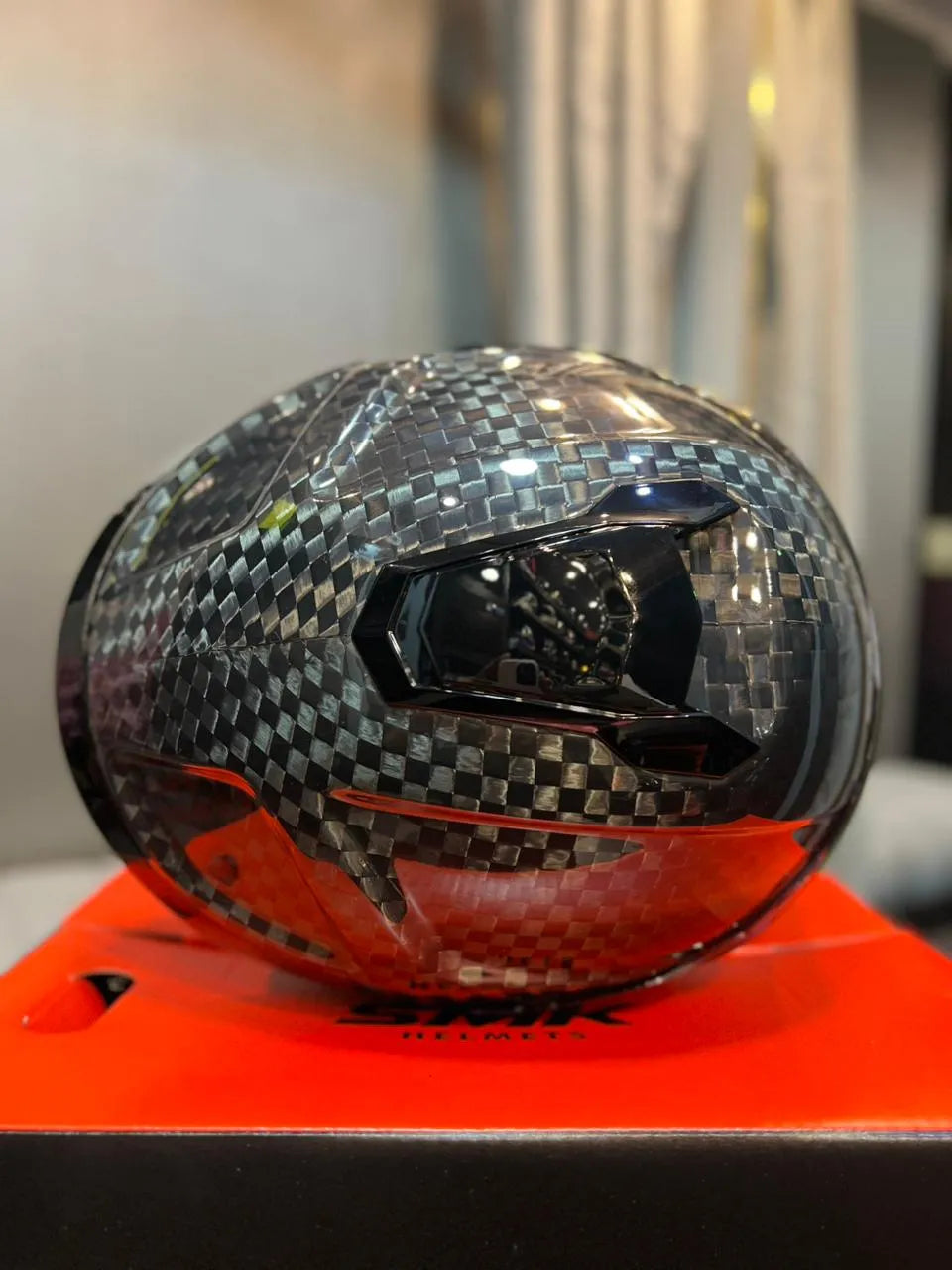 Casco SMK Titan Carbon