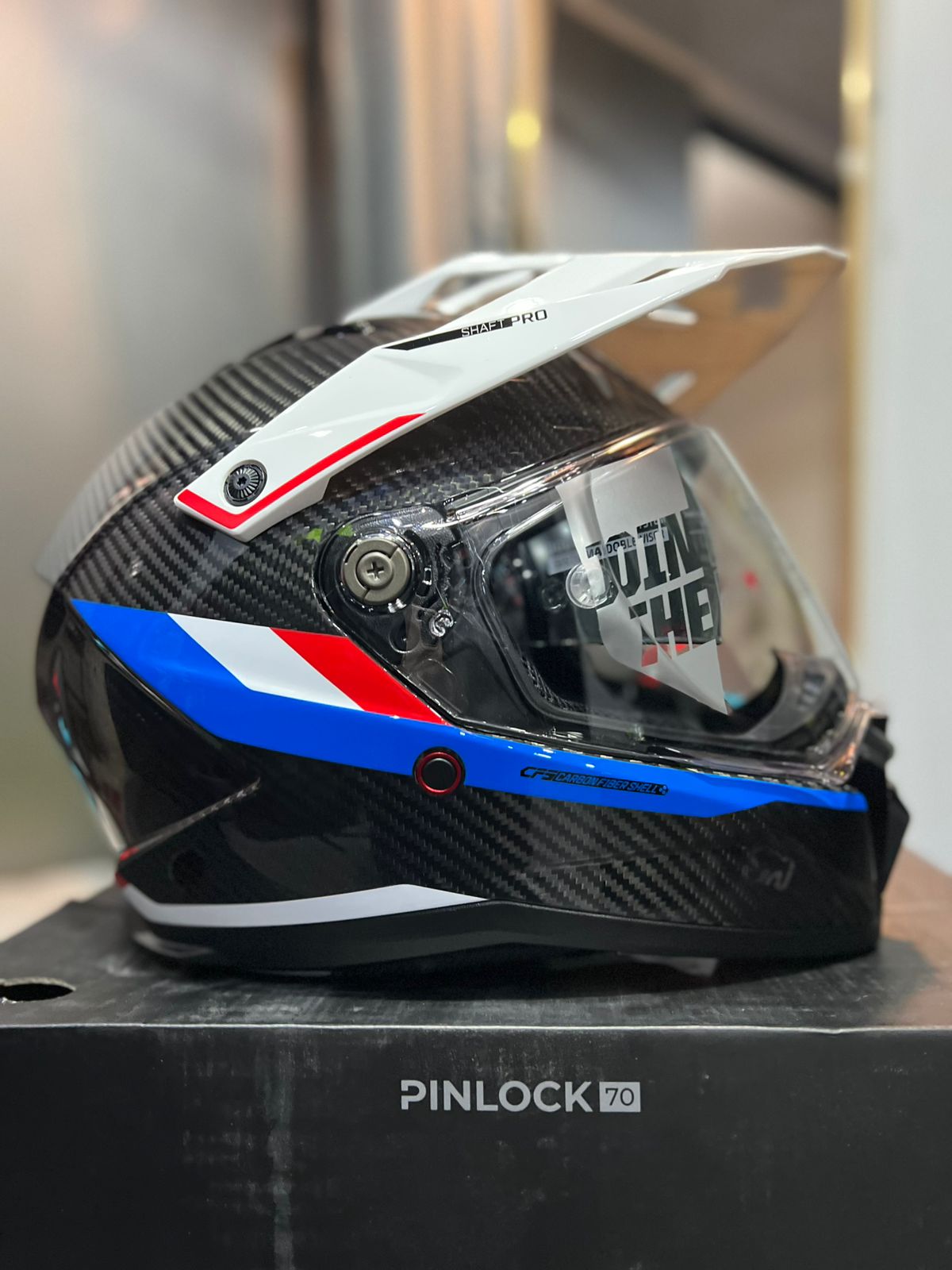 Casco SHAFT PRO SERIES Carbón MX480C Atlas Blanco Azul