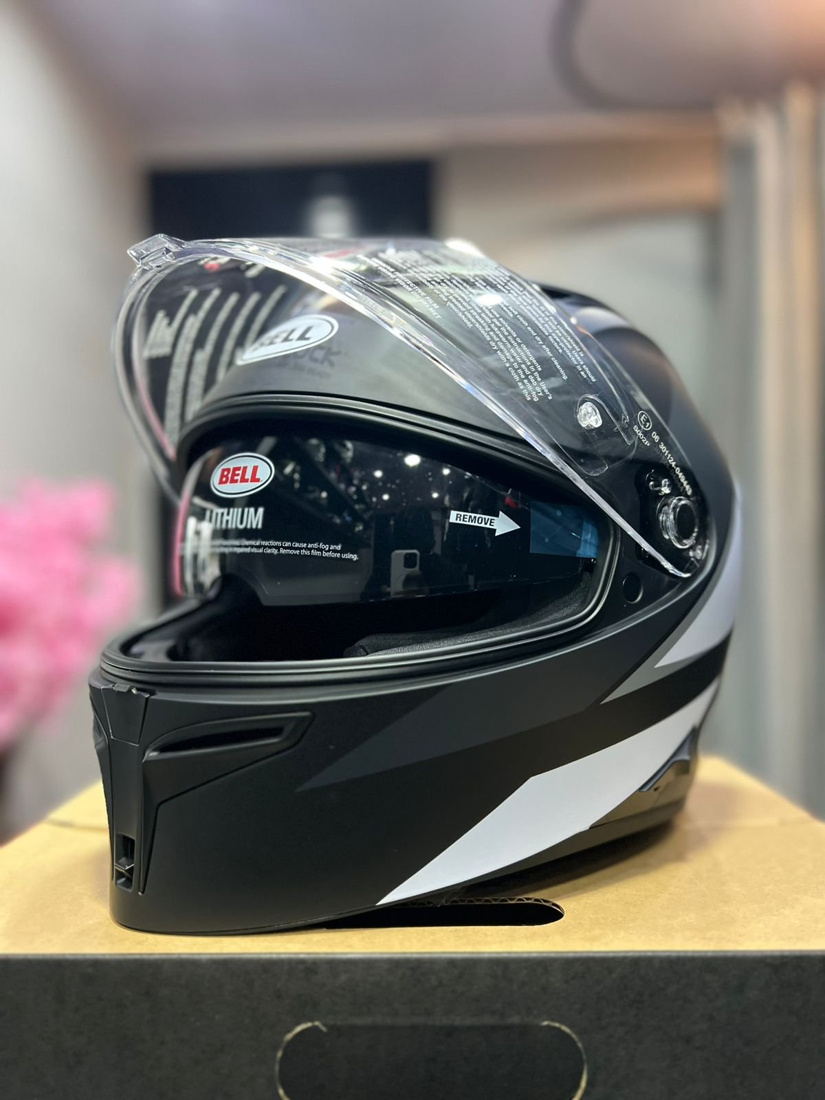 Casco BELL Lithium Blanco y Negro