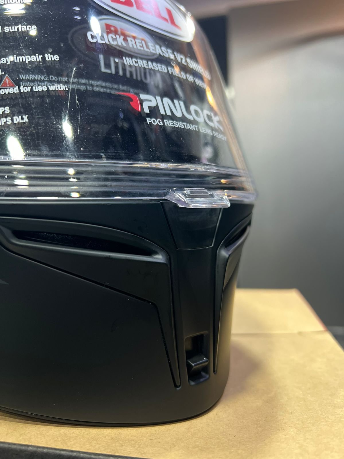 Casco BELL Lithium Blanco y Negro