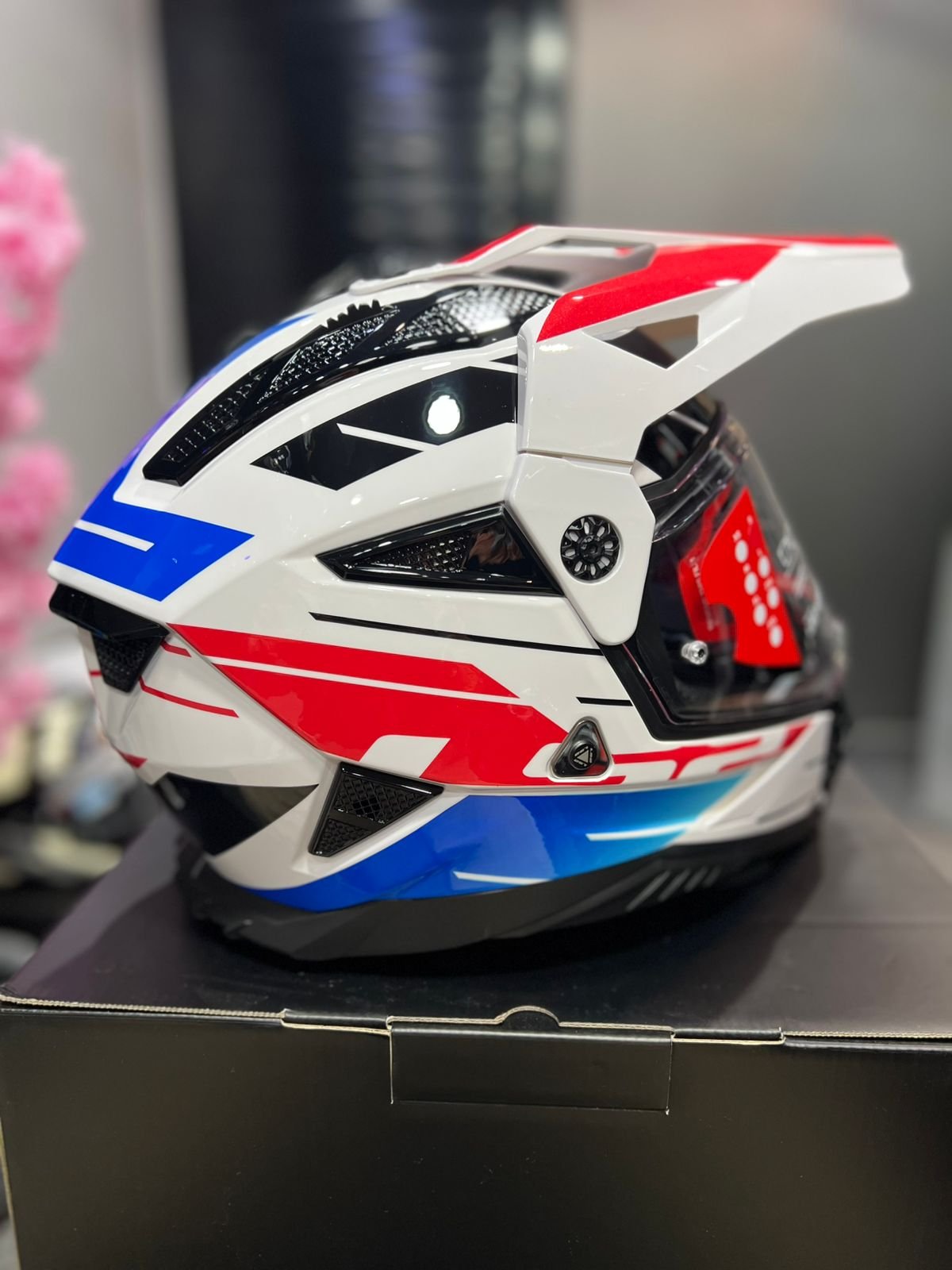 Casco LS2 MX702 Pioneer II Blanco Rojo Azul