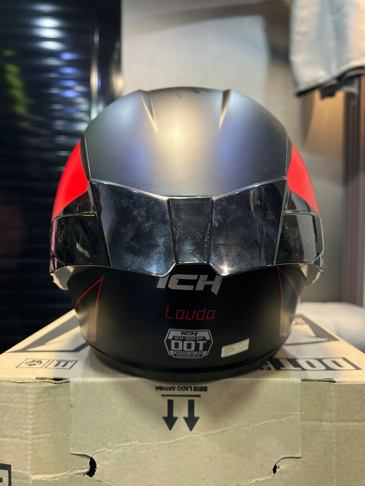 Casco Cerrado ICH 501SP Lauda Rojo