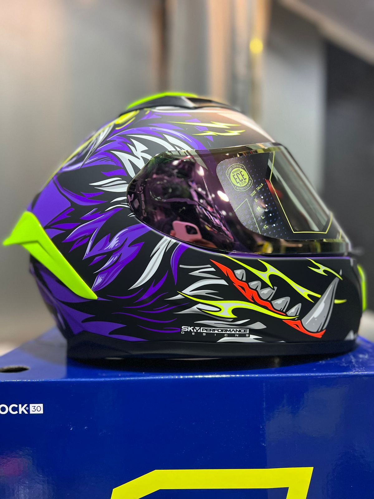 Casco SHAFT 582sp Evo Tigerface Morado