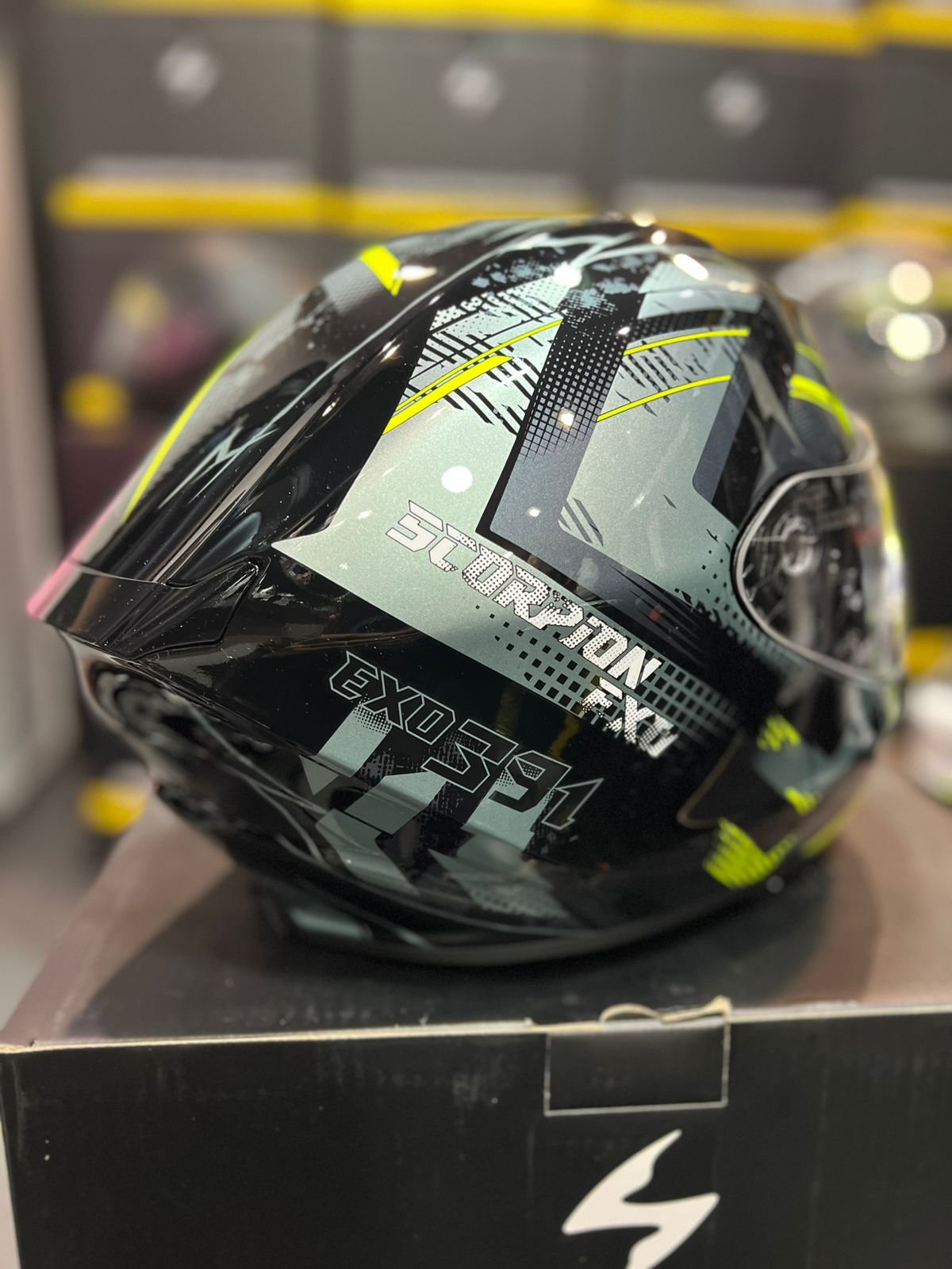 Casco SCORPION EXO 391 CLUTTER Gris Verde