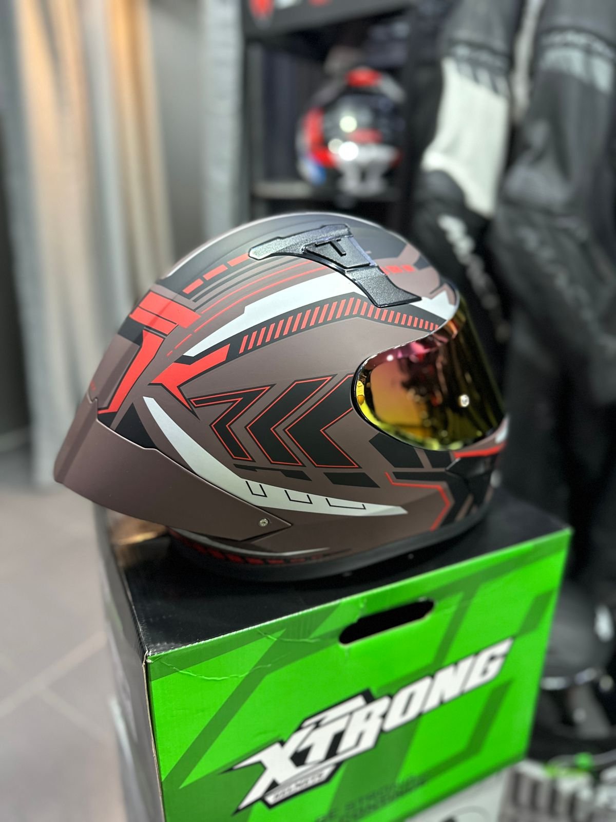 Casco Integral XTRONG Ranger Lineal Rojo
