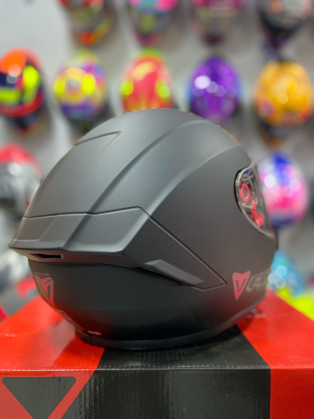 Casco Integral FIBRA Giga Negro Mate