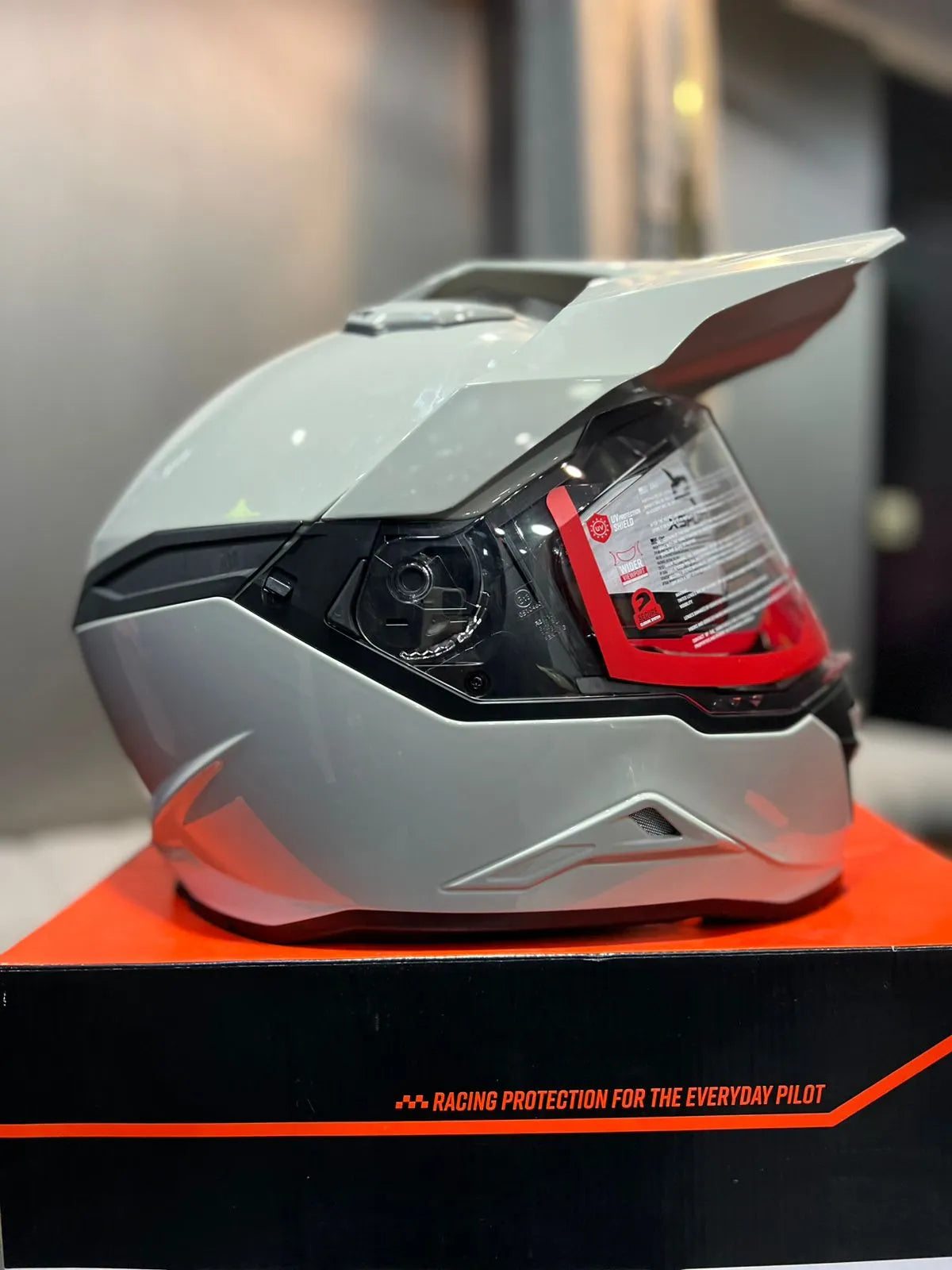 Casco Multipropósito XSPORTS 913 Solid Gris