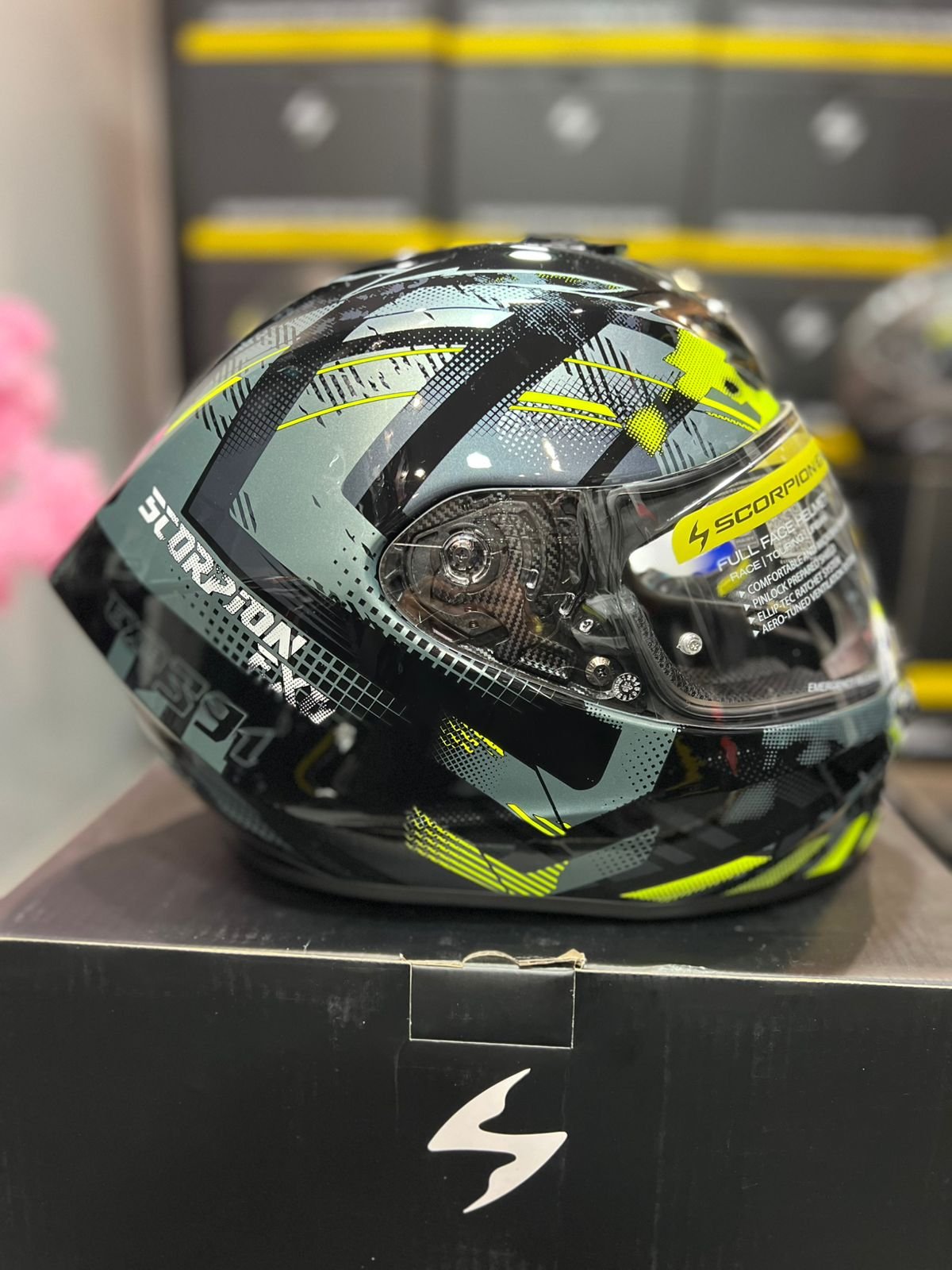 Casco SCORPION EXO 391 CLUTTER Gris Verde