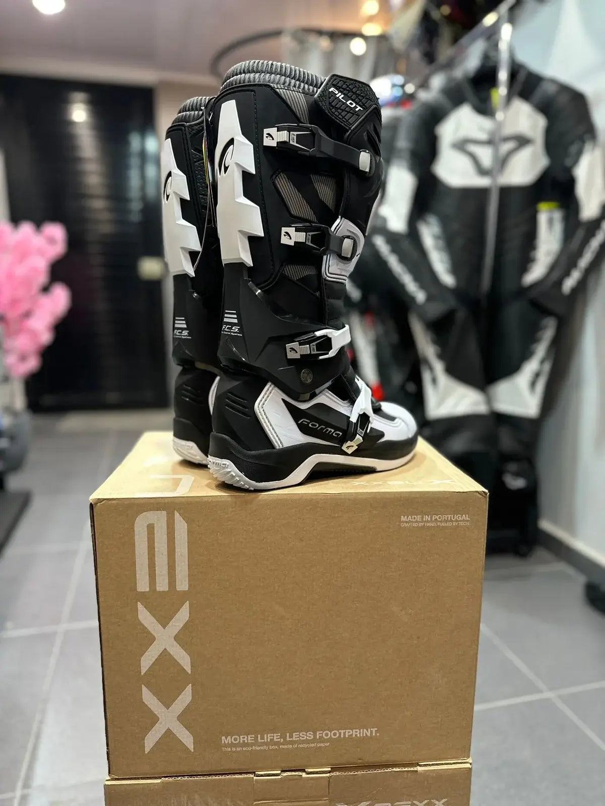 Botas FORMA Pilot Blancas 4