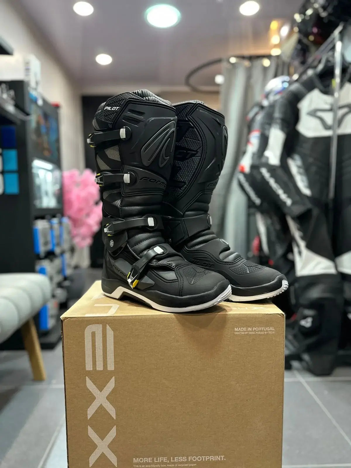 Botas FORMA Pilot Negras 2