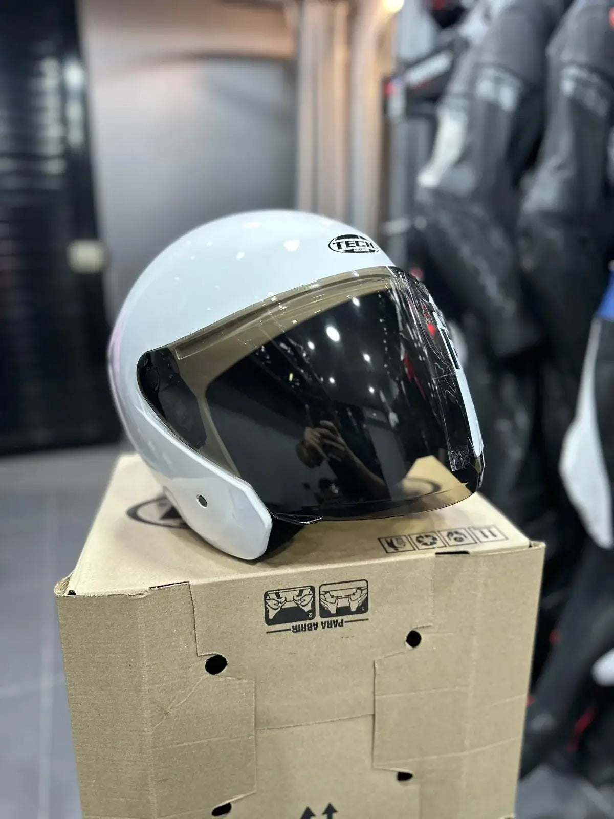Casco Abierto TECH T-10 Blanco 4