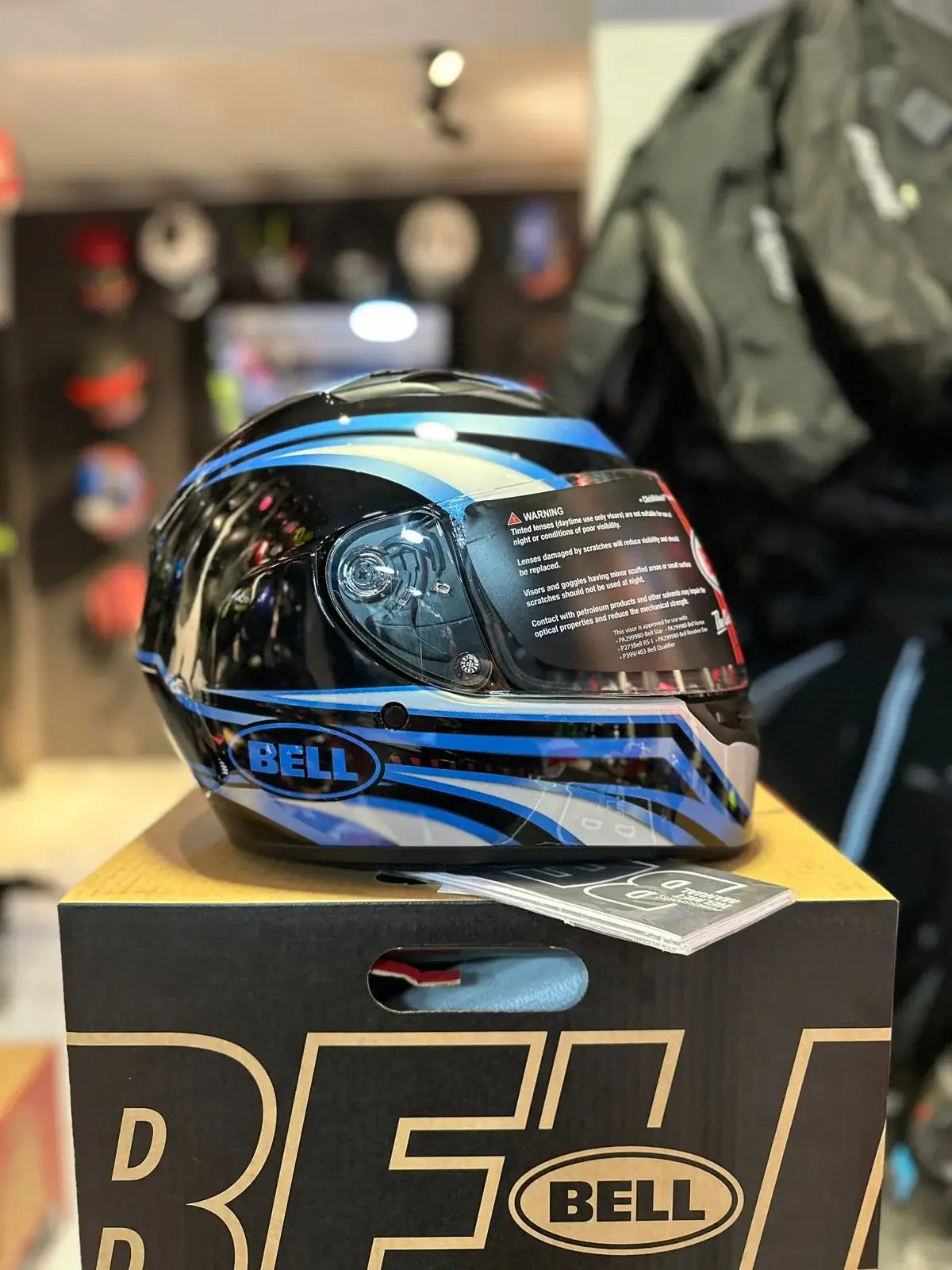 Casco BELL Qualifier Conduit Gloss Azul