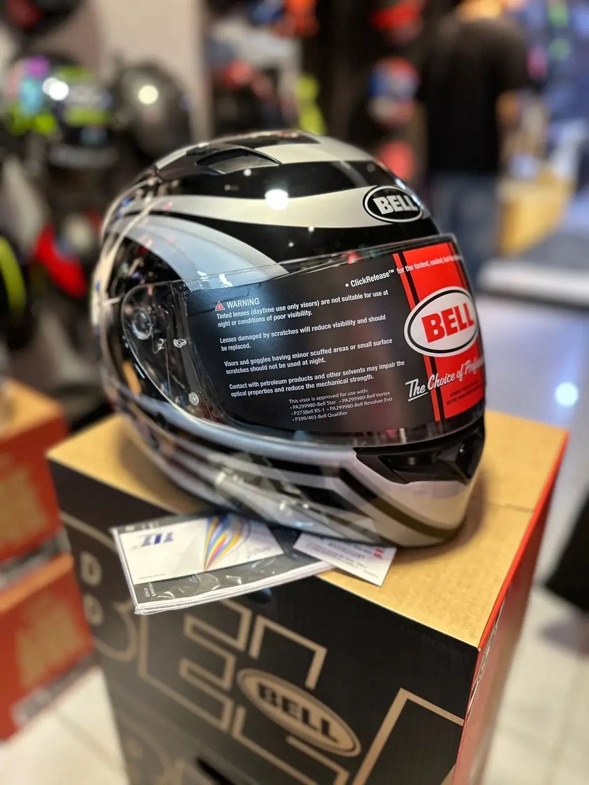 Casco BELL Qualifier Conduit Gloss Gris Plateado 3