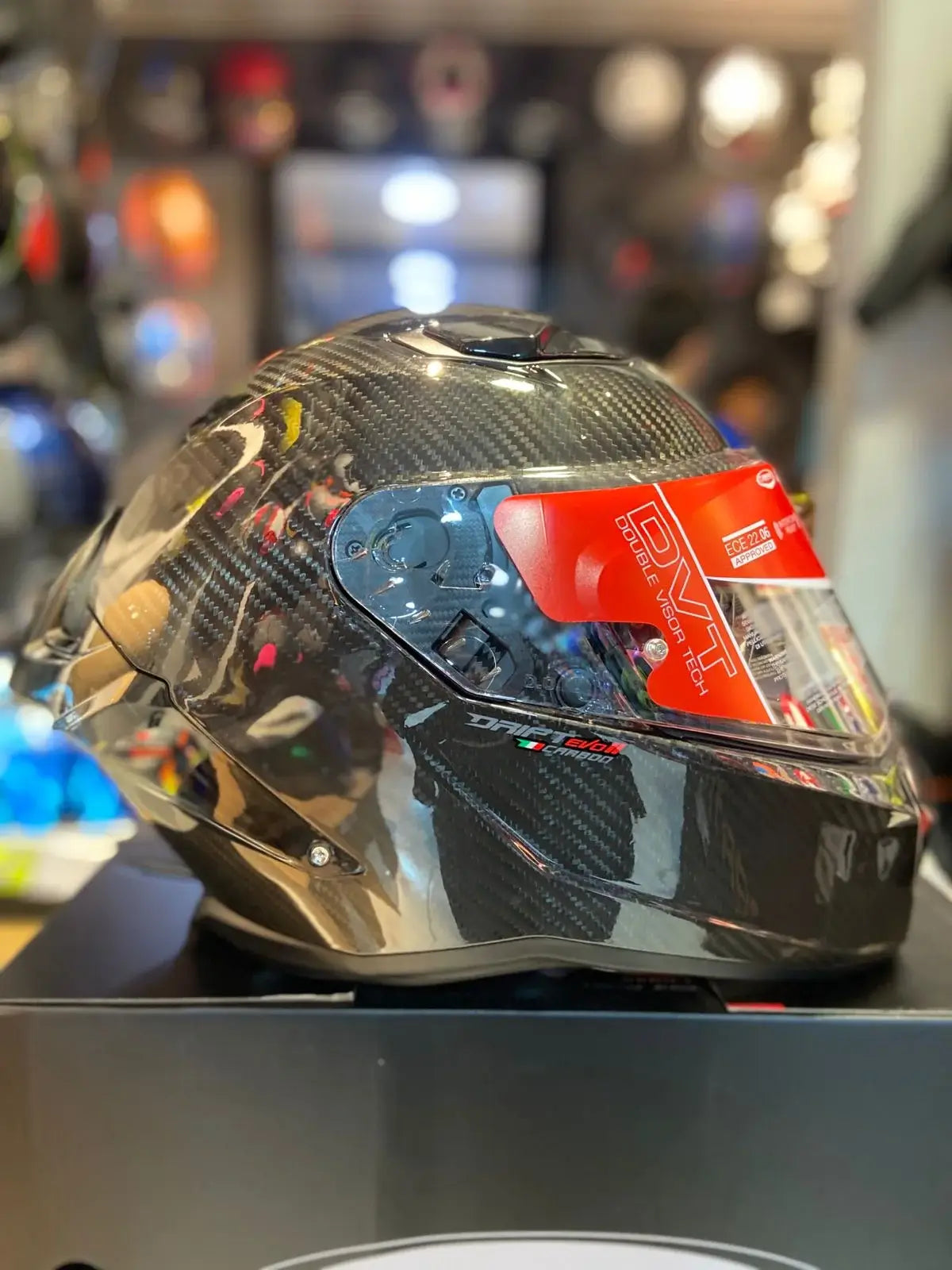 Casco CABERG – Drift Evo II Carbon 2