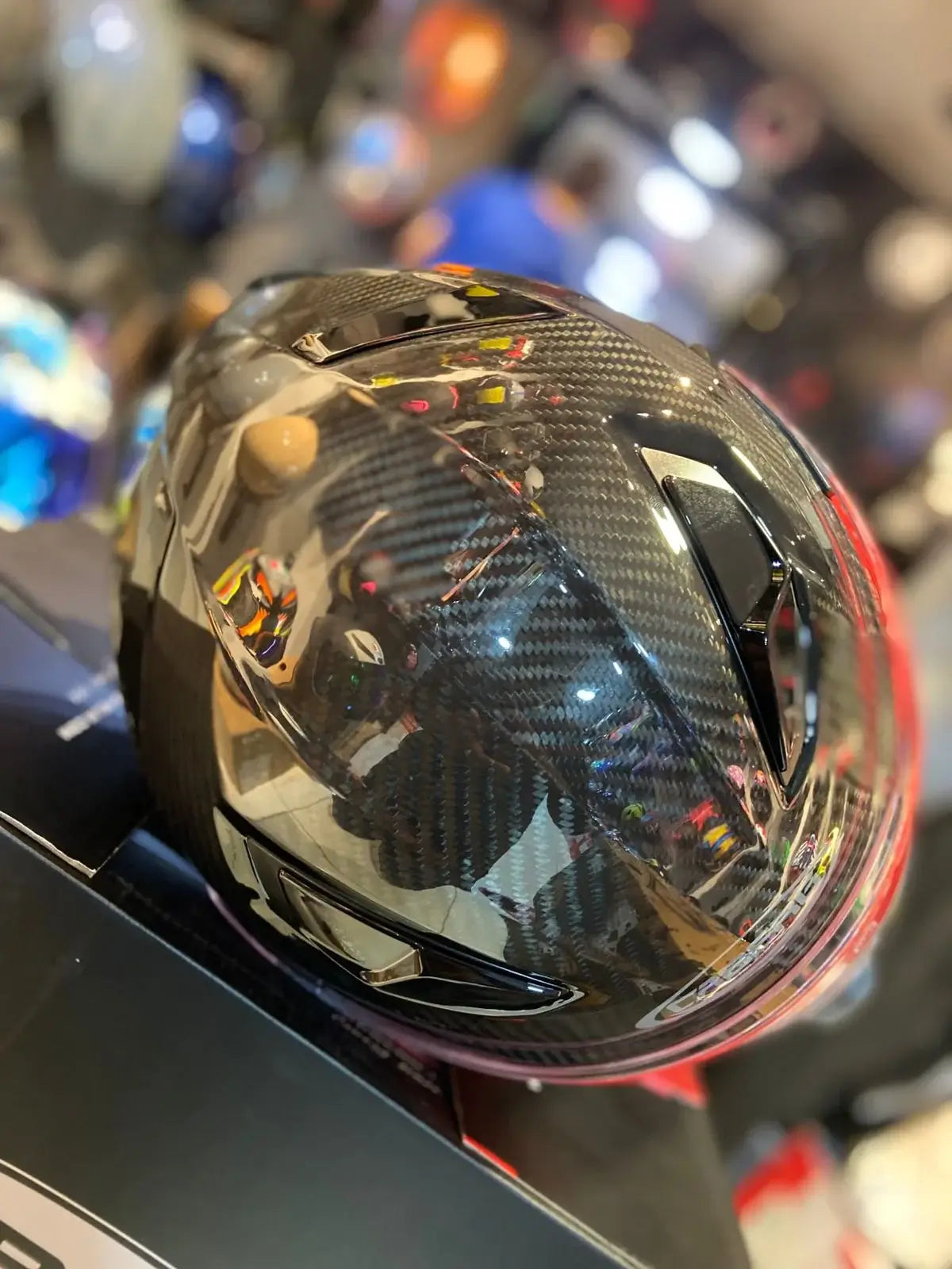 Casco CABERG – Drift Evo II Carbon 4