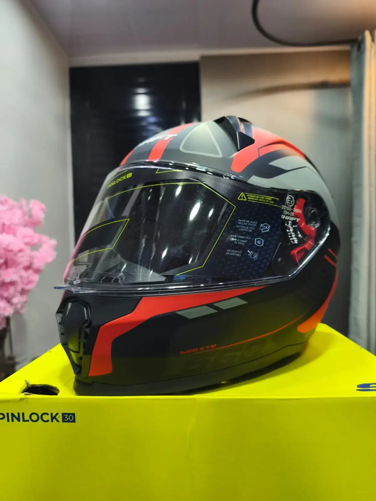 Casco Integral SHAFT 560 Evo Chaos Rojo 2