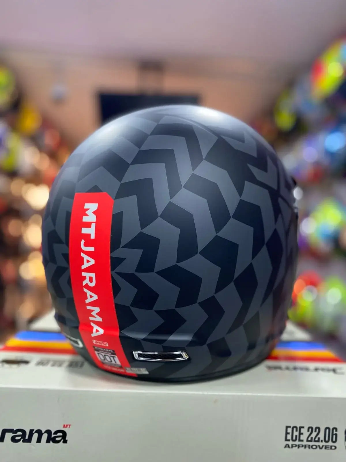 Casco MT Jarama Gris Negro 4