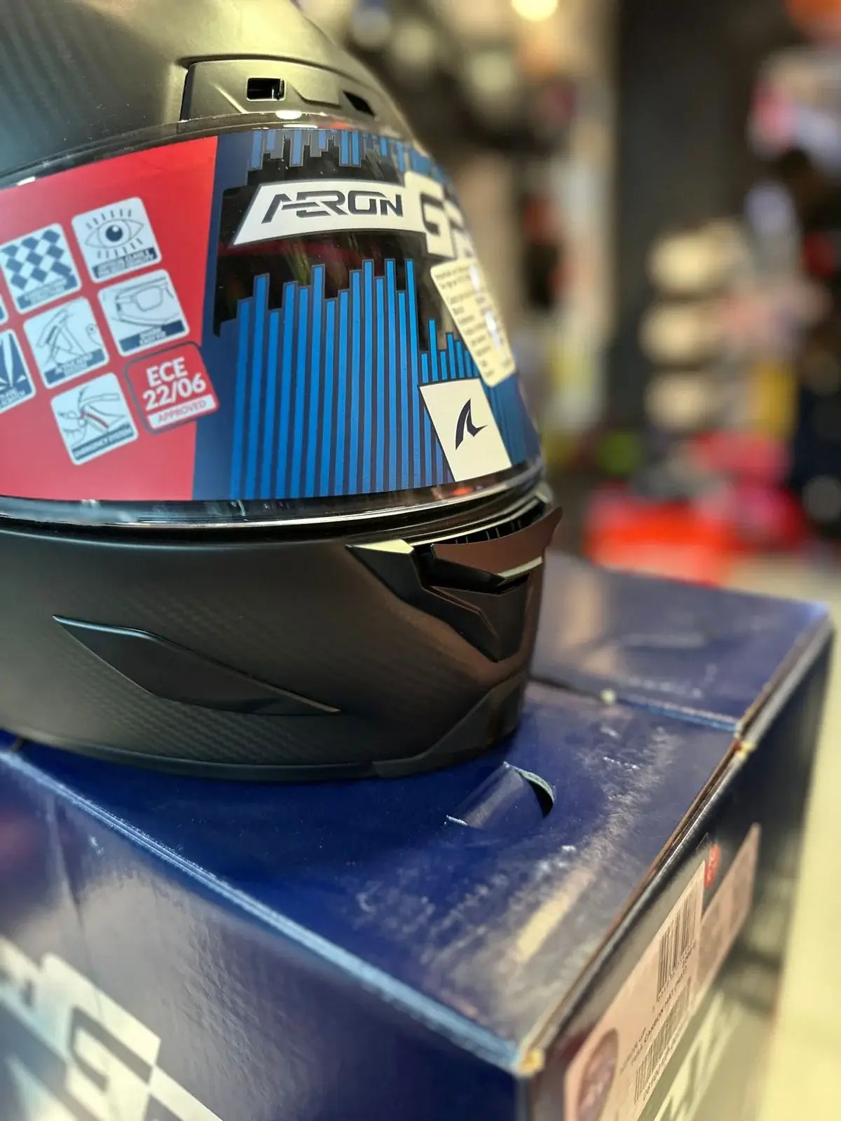 Casco SHARK Aeron GP Full Carbon 4