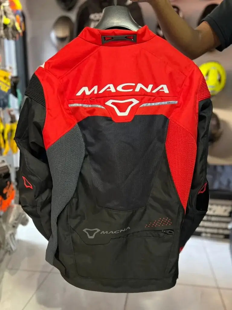Chaqueta MACNA Sigil Roja 4