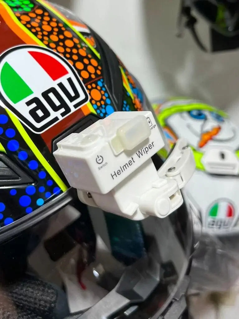 LIMPIABRISAS AUTOMATICO PARA CASCOS 4