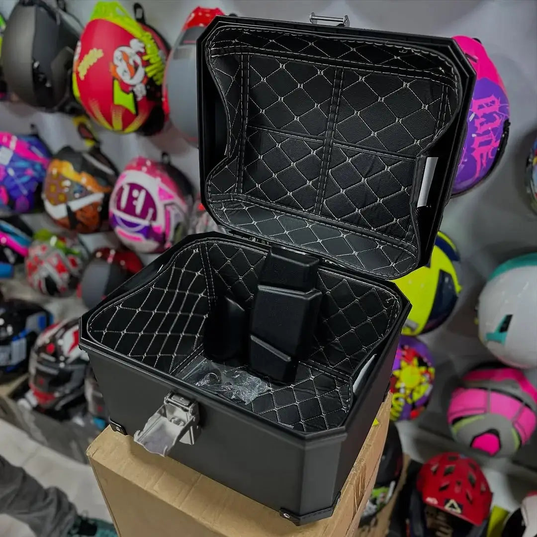 Maletero Baúl GIACOMO 45 Litros 2