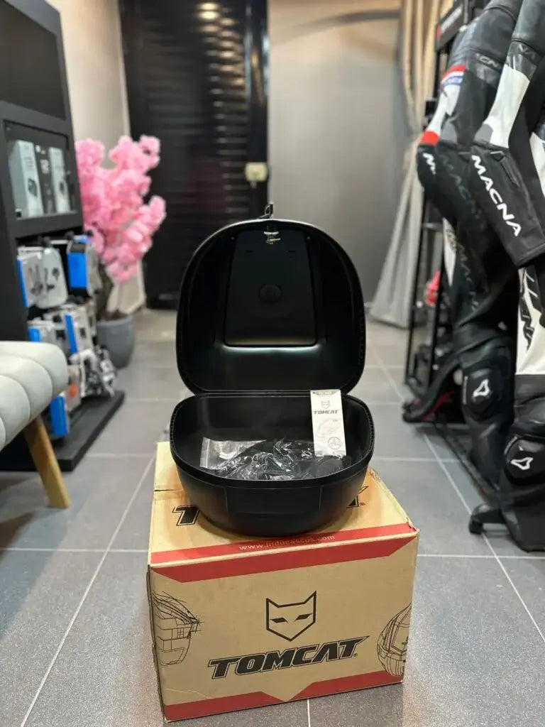 Maletero Baúl TOMCAT 30 Litros 2