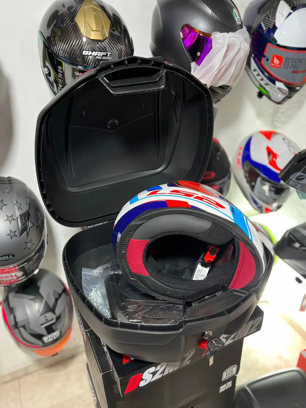 Maletero Baúl TOMCAT 34 Litros 3