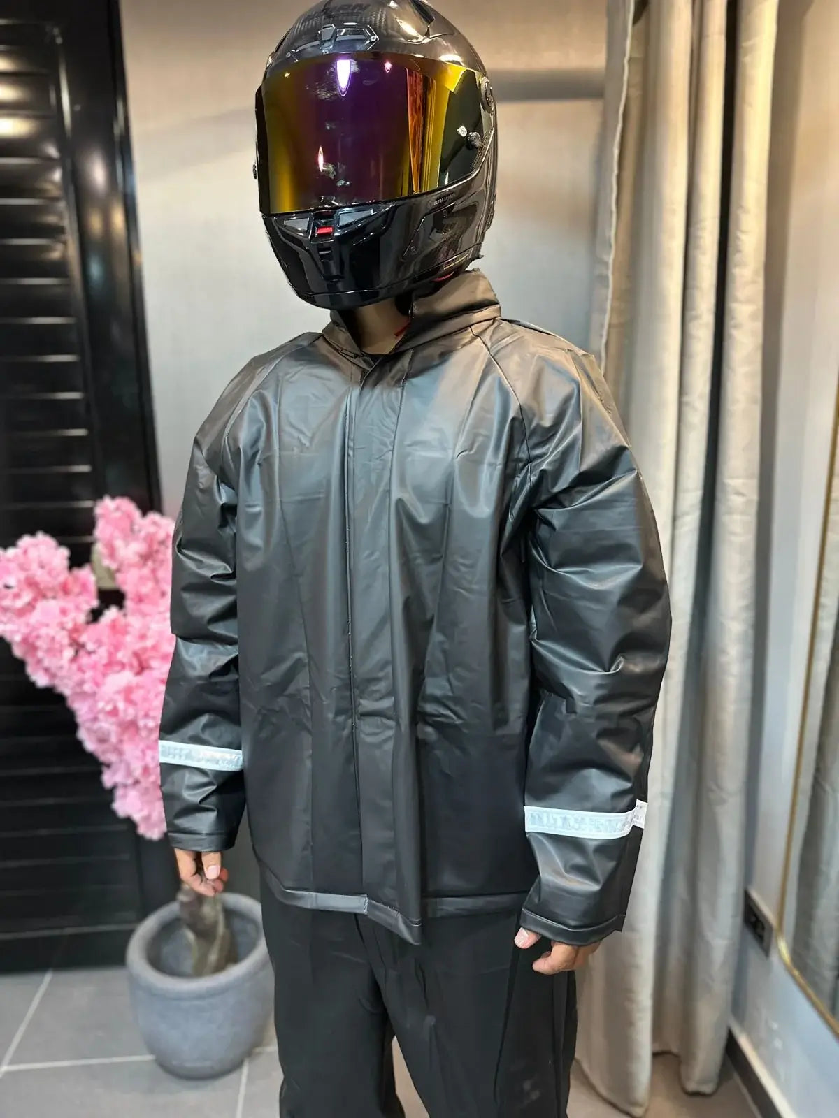 Traje Impermeable DS2M2 Soportado Negro 2