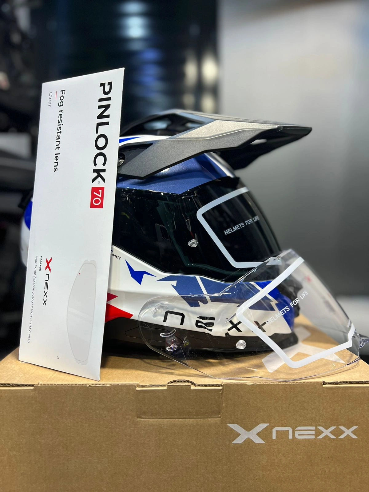 Casco NEXX Y.TRAVL PRIMAL Blanco Azul Rojo