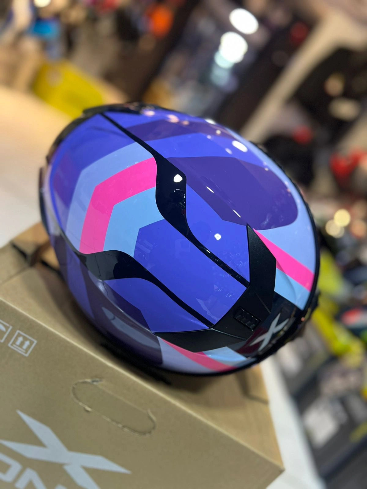 Casco X One 500RS Grafico Rosado Morado