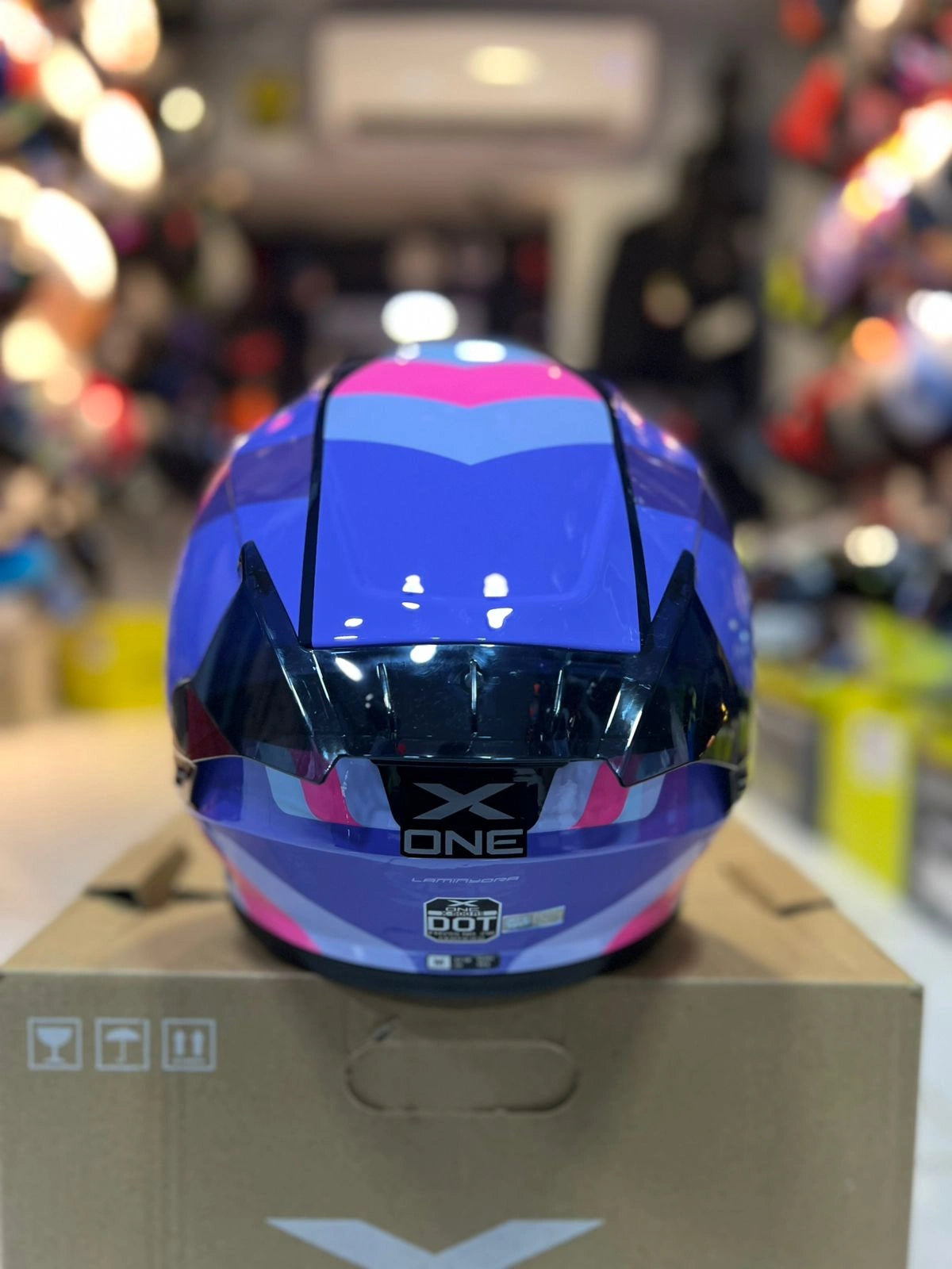 Casco X One 500RS Grafico Rosado Morado