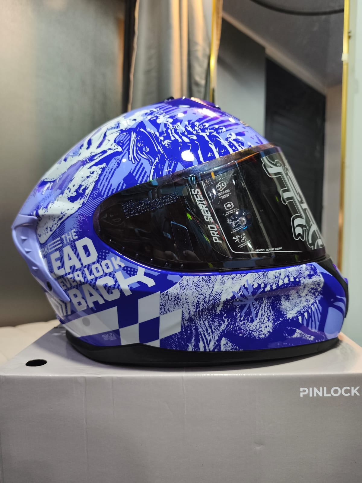 Casco SHAFT PRO SERIES 610DV Morado