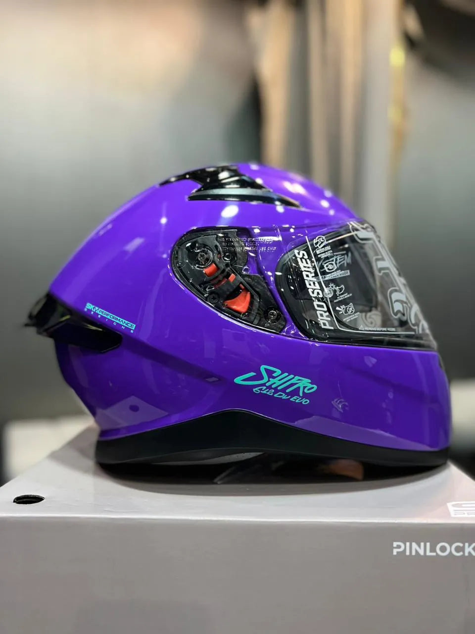 Casco SHAFT PRO SERIES 612 DV EVO Solid Morado