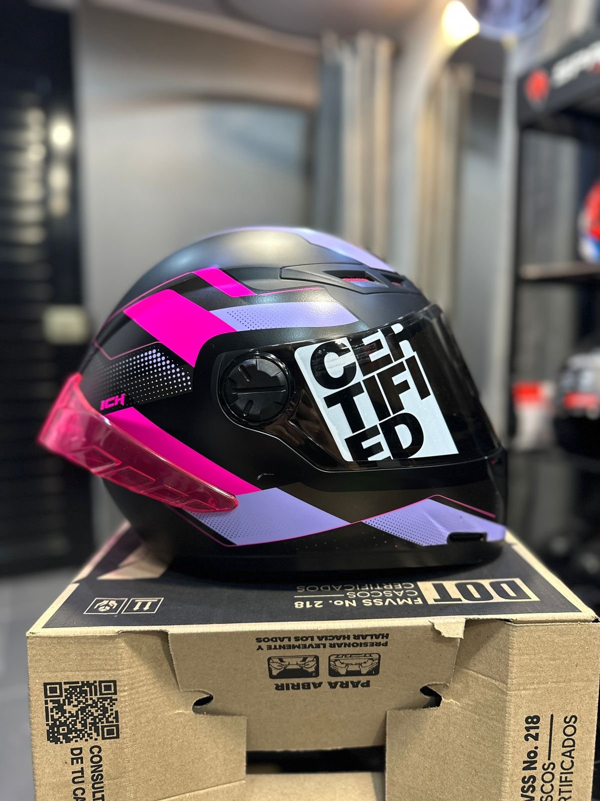 Casco Cerrado ICH 501SP Ruubir Rosado