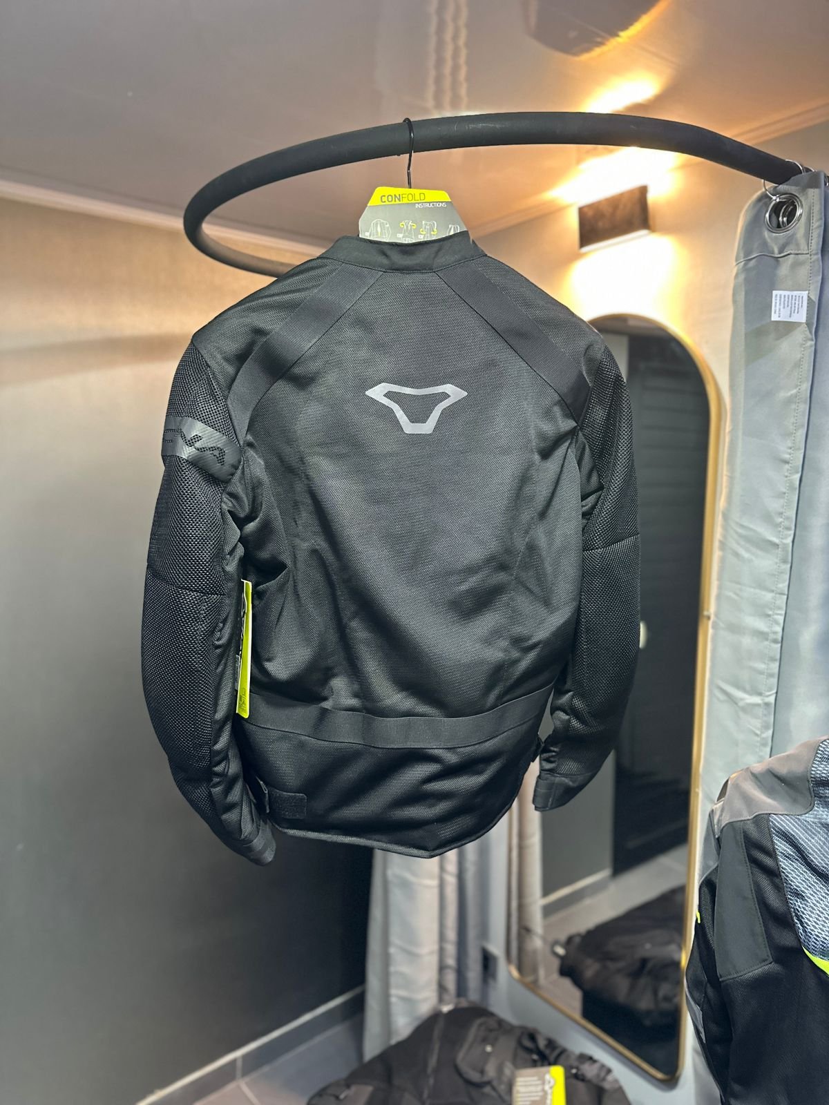 Chaqueta MACNA Torido Negra