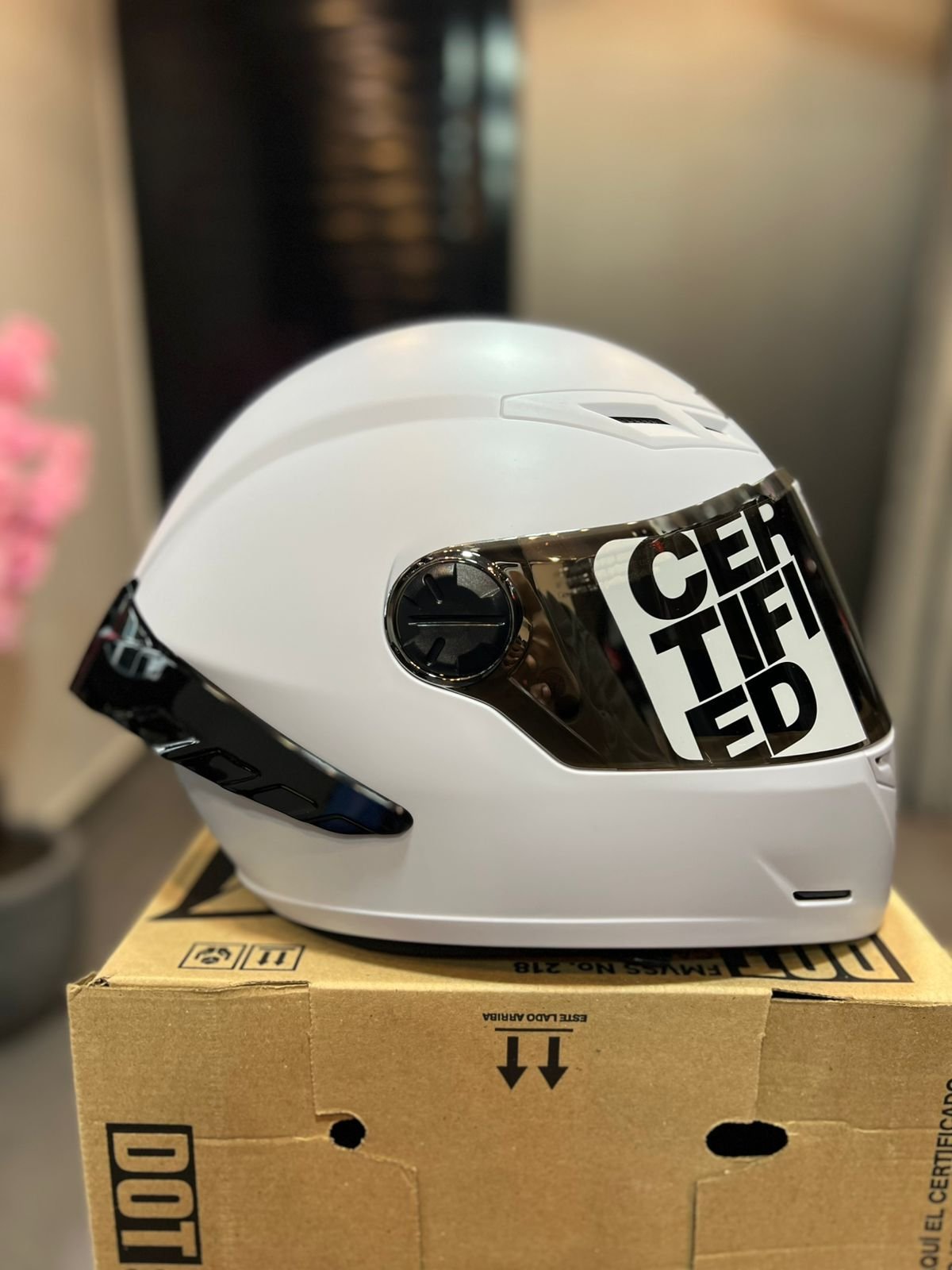 Casco Cerrado ICH 501SP Solid Blanco