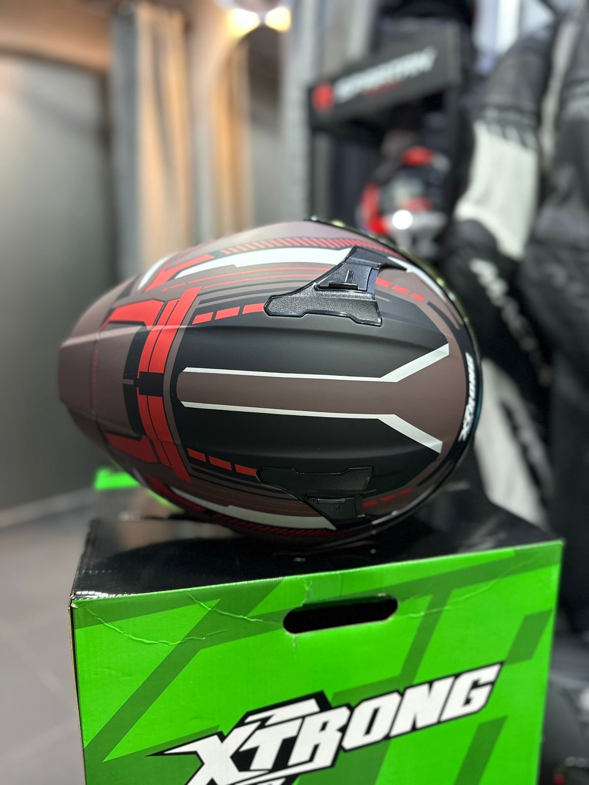 Casco Integral XTRONG Ranger Lineal Rojo