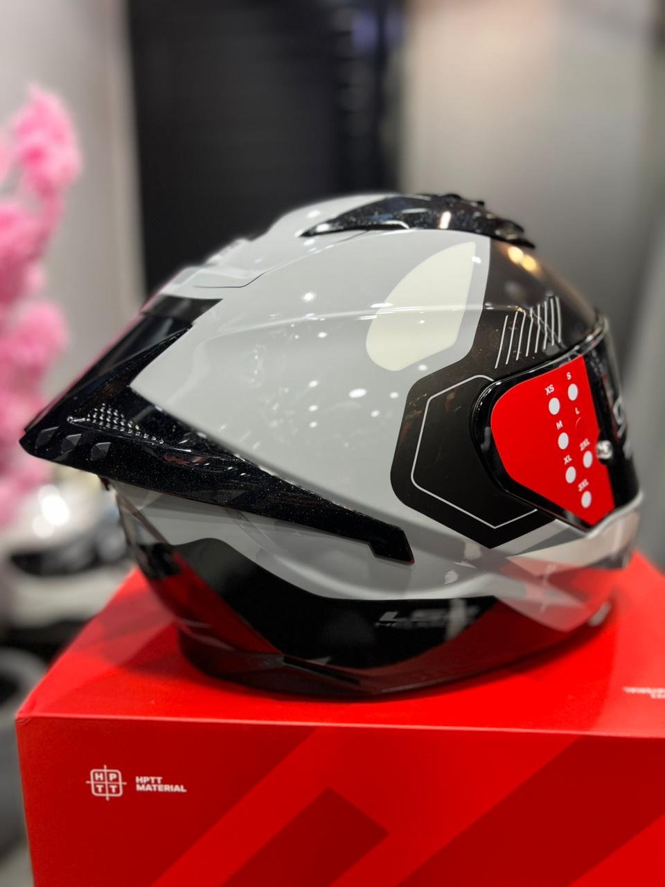 eb8a6530-be73-452c-8b80-7ba089c4b089