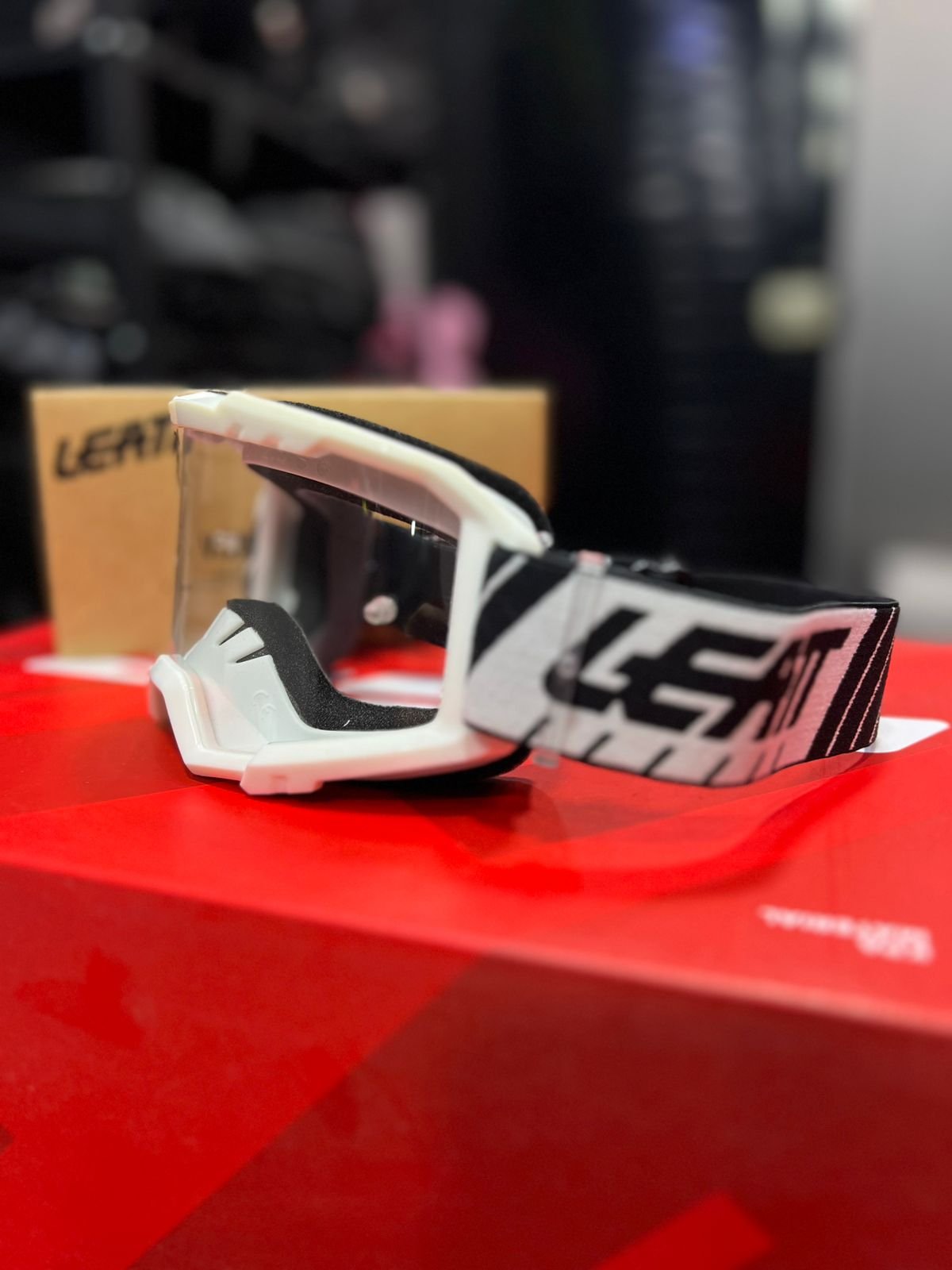 c16db8e4-b96e-4fc2-b909-75e21c370fcf