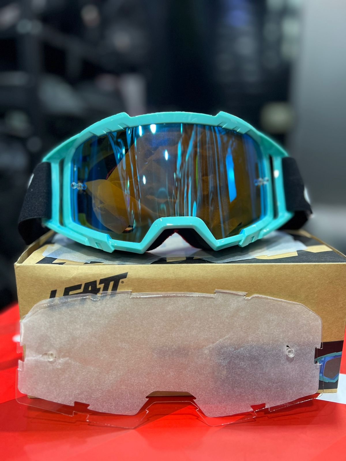 df4eedff-bbcb-48d1-9d0d-5a9dfd03235c